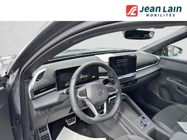 Volkswagen T-Roc 1.5 etsi evo2 hybrid 150 ch dsg7 — photo 18