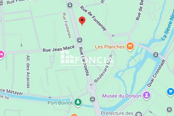 Garage et parking Location Niort 39€