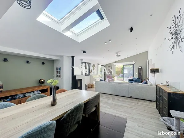 Maison 6 pièces 190 m²