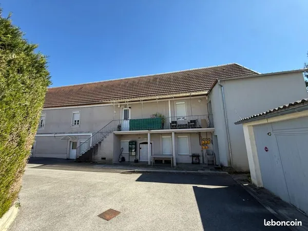 Immeuble de rapport 319 m²
