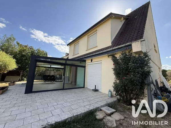 Maison 8 pièces 145 m²