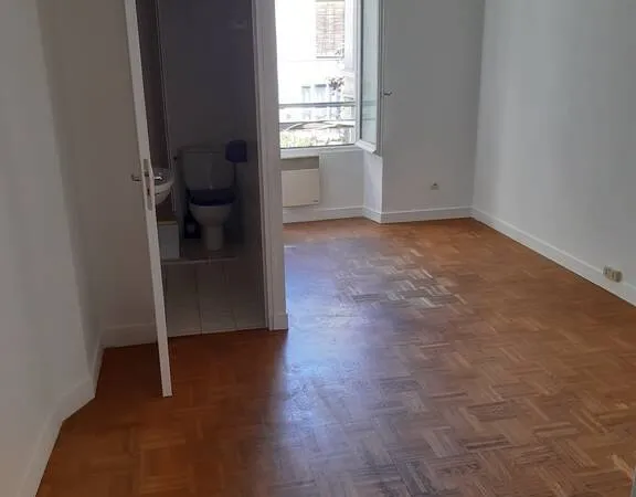 Studio 1 pièce 25 m²