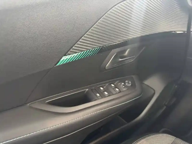 Peugeot 208 puretech 100 s&amp;s bvm6 — photo 102