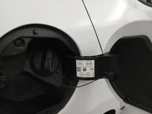 Renault Clio 1.0 sce 65ch evolution — photo 10