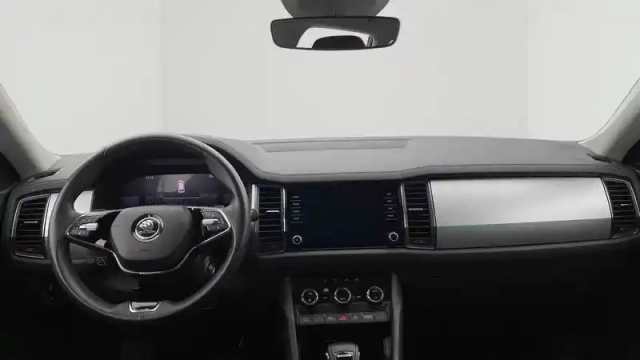 Skoda Kodiaq 1.5 tsi 150 act dsg7 7pl — photo 14