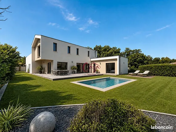 Villa 6 pièces 190 m²