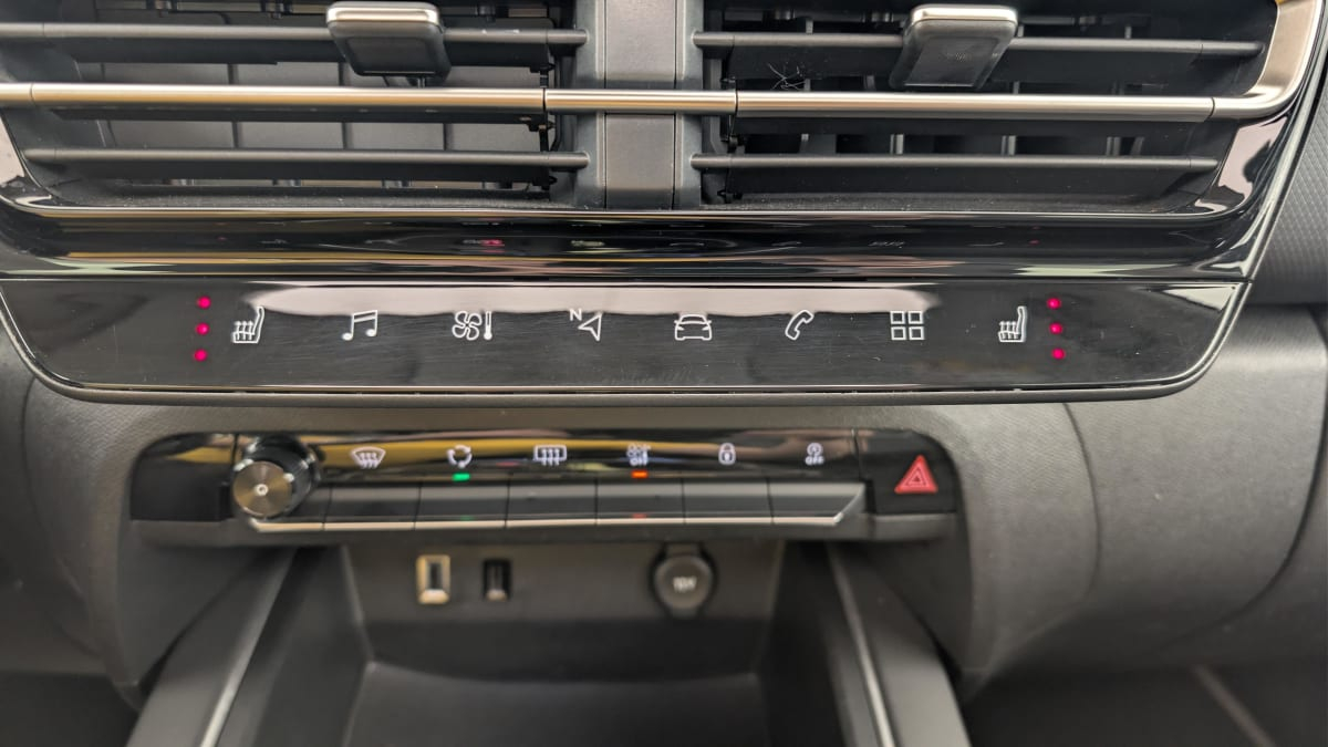 Citroën C5 Aircross — photo 20