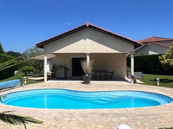Maison 4 pièces 141 m²