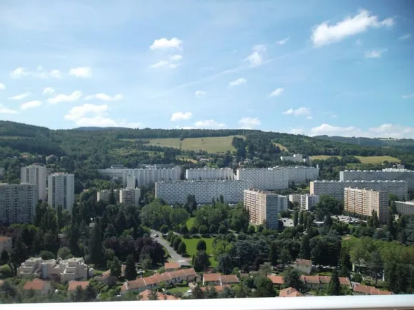 F4 PROCHE CENTRE VILLE
