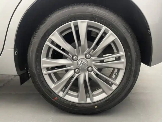 Suzuki Baleno pack 1.2 90 ch — photo 9