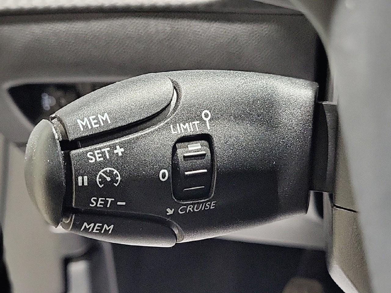 Peugeot 2008 100 s&s bvm6 style — photo 22