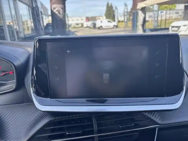 Peugeot 208 puretech 100 s&amp;s bvm6 style — photo 26