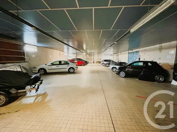 Parking 370 m²