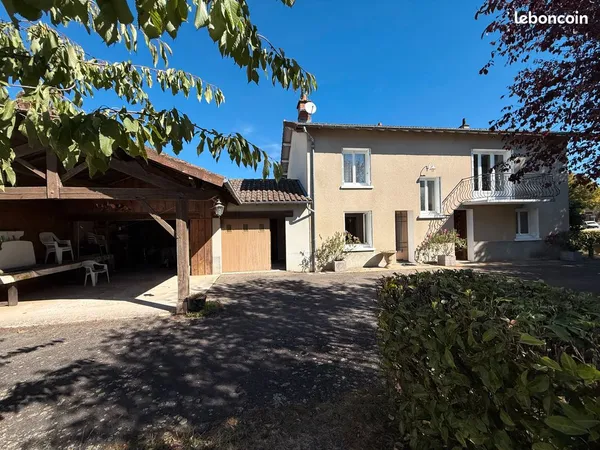 Maison individuelle 115 m2 Verneuil centre