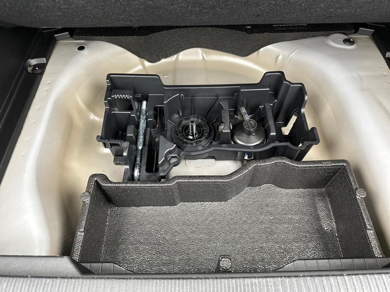 Peugeot 2008 100 s&s bvm6 style — photo 33