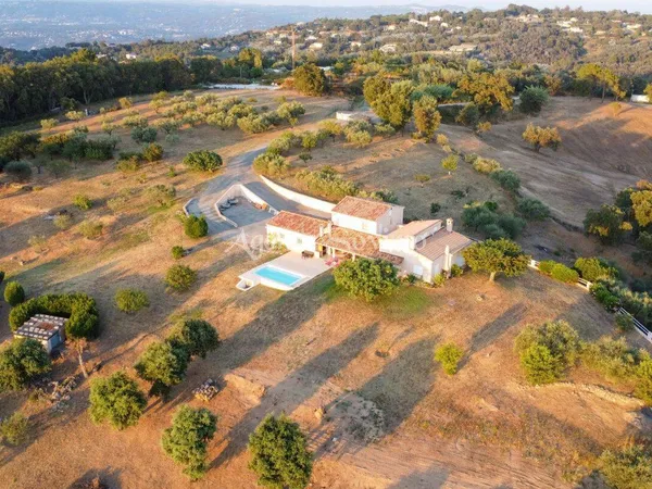 Villa 6 pièces 170 m²