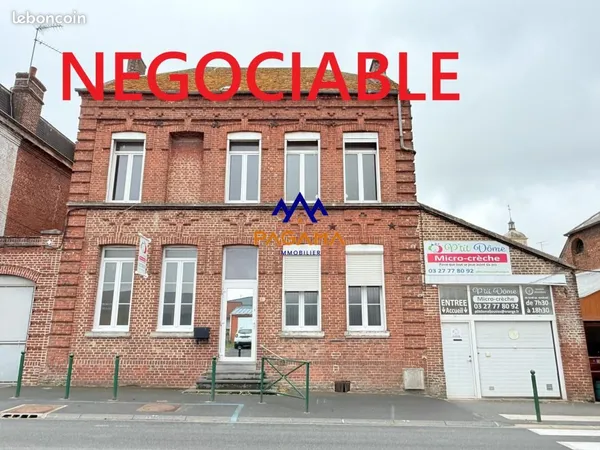 Maison 11 pièces 250 m²