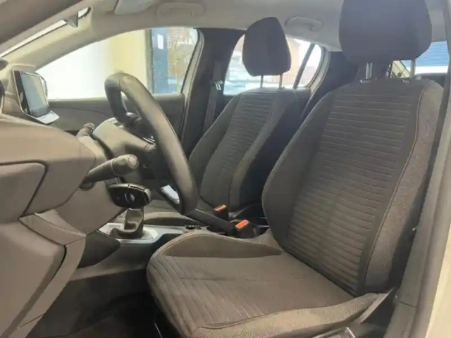 Peugeot 208 1.2 puretech 75ch s&amp;s active — photo 6