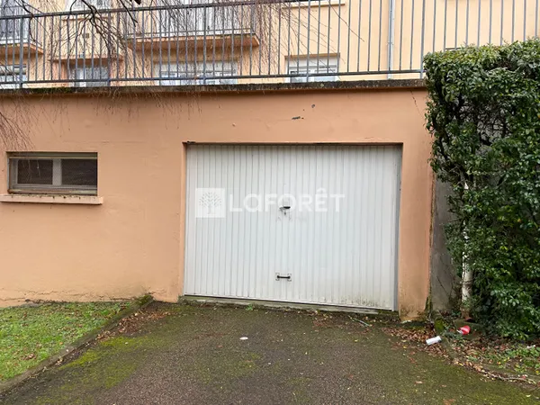 Parking 17 m²