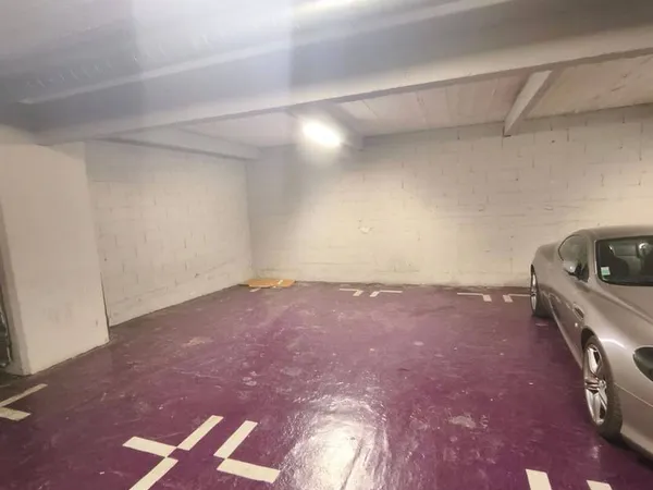 Parking 10 m²