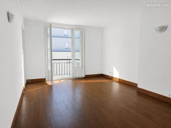 Loue F3 à Besançon