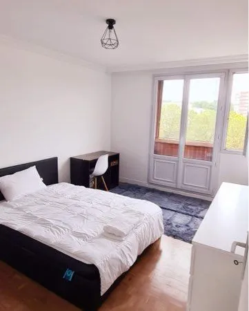 Chambre en colocation, à 5min Métro ligne 14