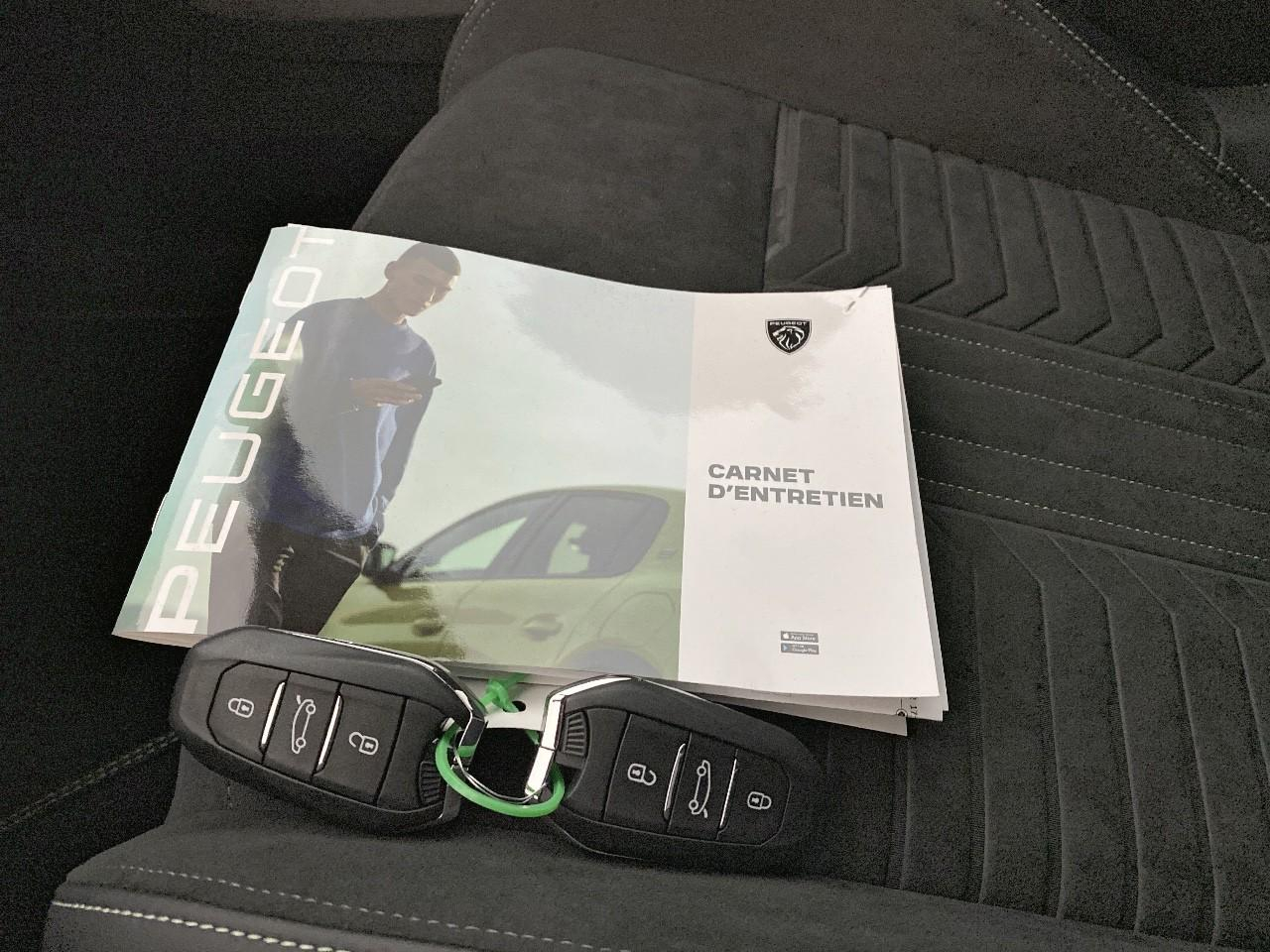 Peugeot 5008 hybrid 145 ch e-dcs6 gt — photo 18
