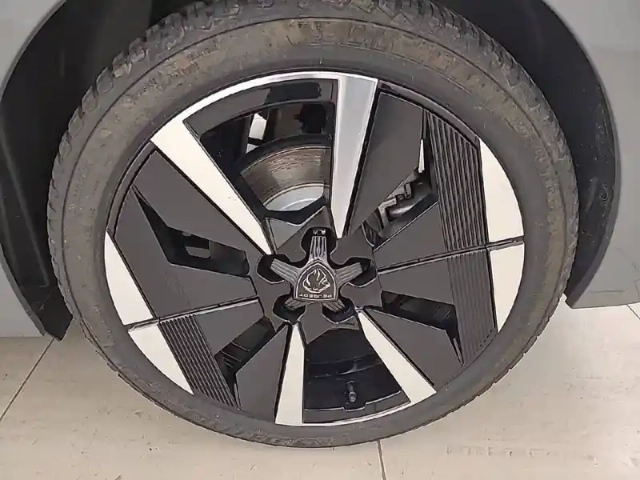 Peugeot 308 electrique 55 kwh 156ch — photo 5