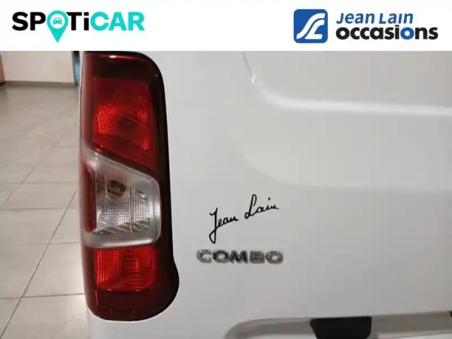 Opel Combo cargo m 600 kg puretech 110 s&amp;s bvm6 — photo 17