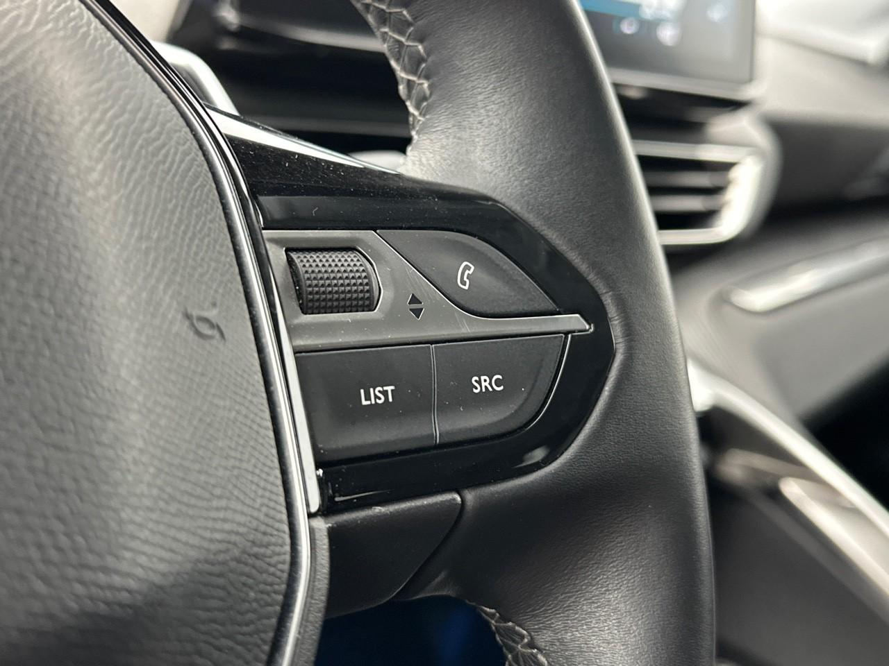 Peugeot 3008 hybrid 225 e-eat8 allure — photo 19