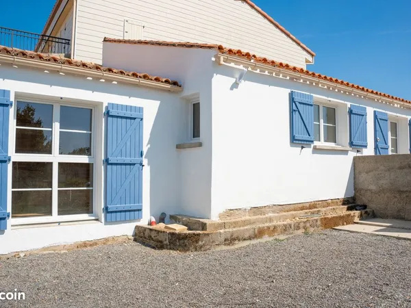 Maison rénovée - Centre de Talmont, proche marché et commerces