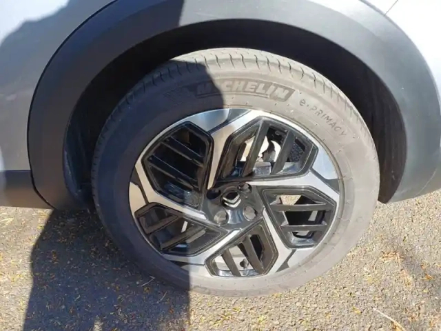 Citroën C4 puretech 130 s&amp;s eat8 — photo 13