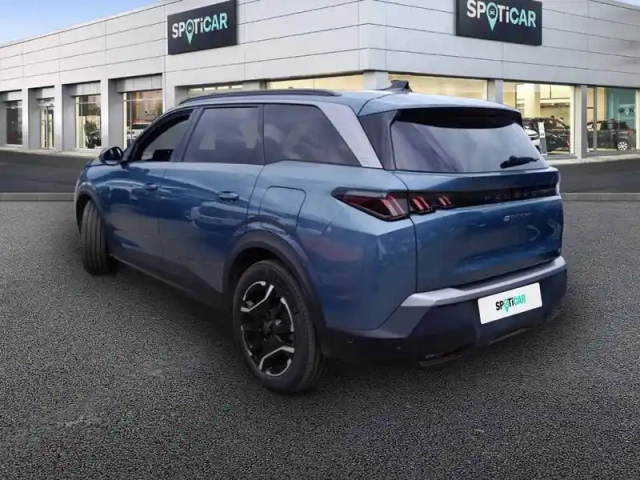 Peugeot 5008 electrique 73 kwh 210 ch — photo 39