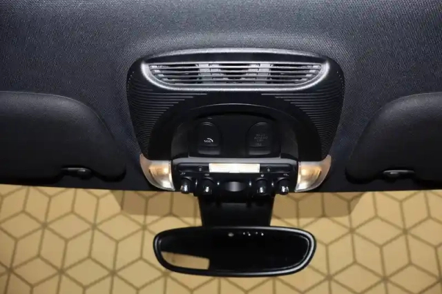Mini Mini hatch 3 portes cooper 136 ch dkg7 — photo 113