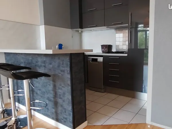 T2 -40m2 - cuisine équipée - chauffage inclus