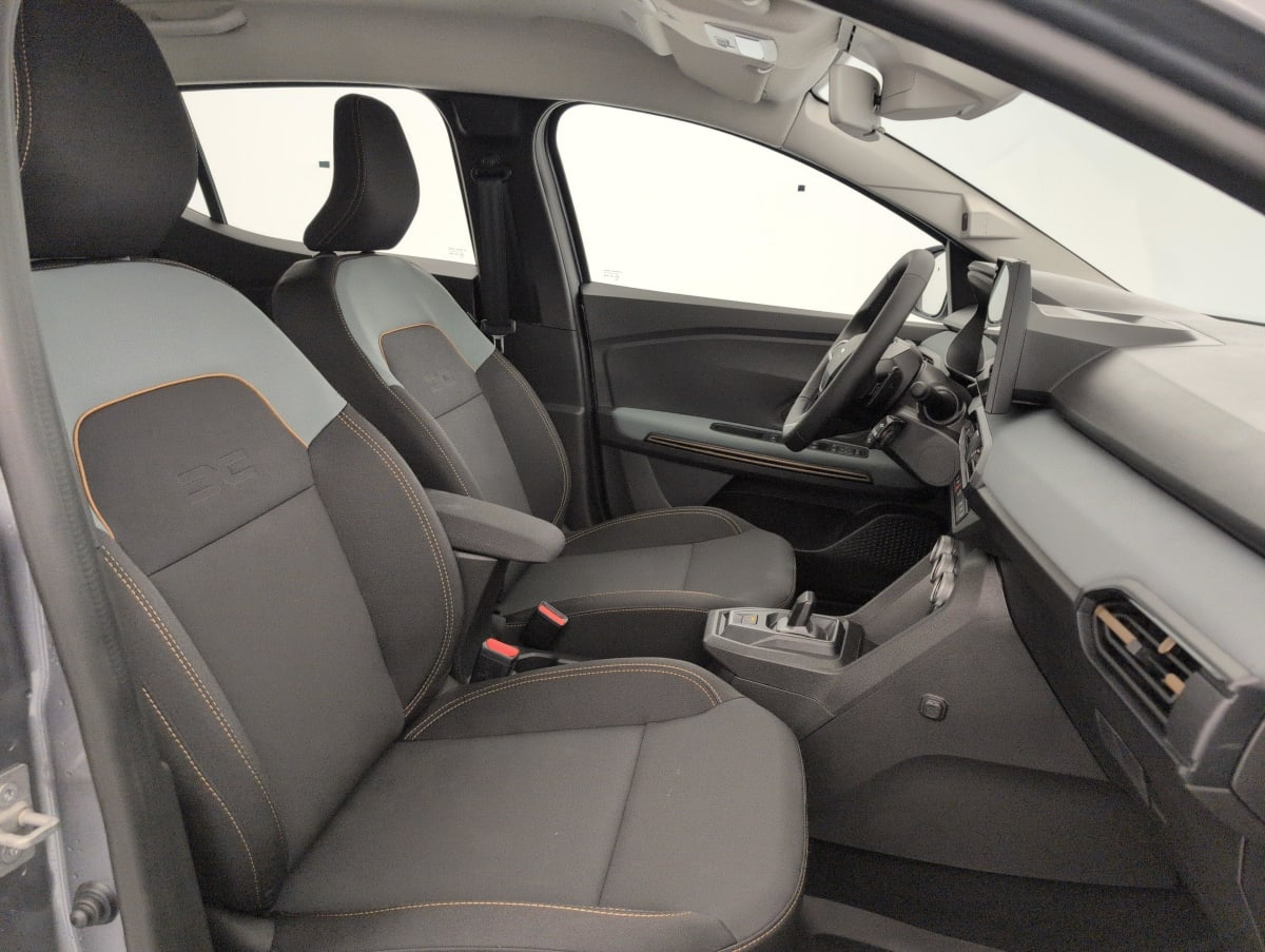 Dacia Sandero — photo 10
