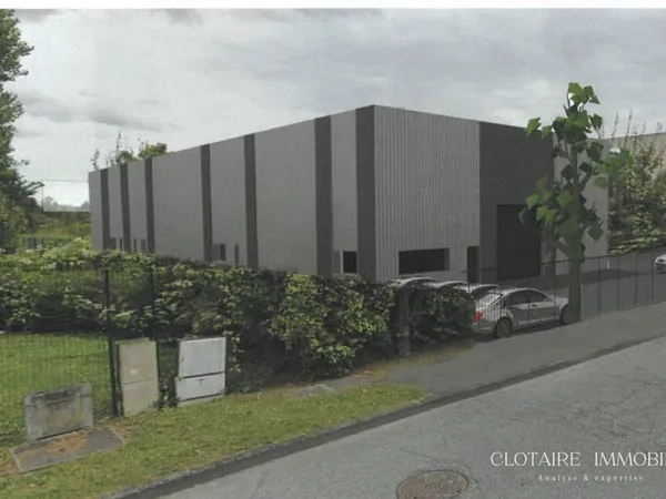 Local d'activité 1273 m²