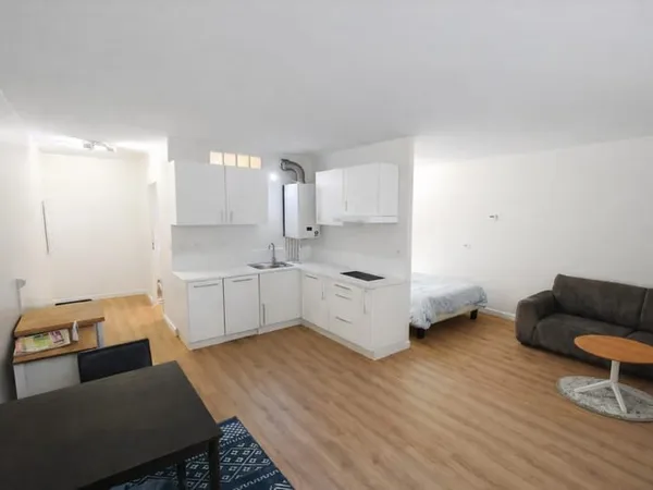 Studio 1 pièce 35 m²