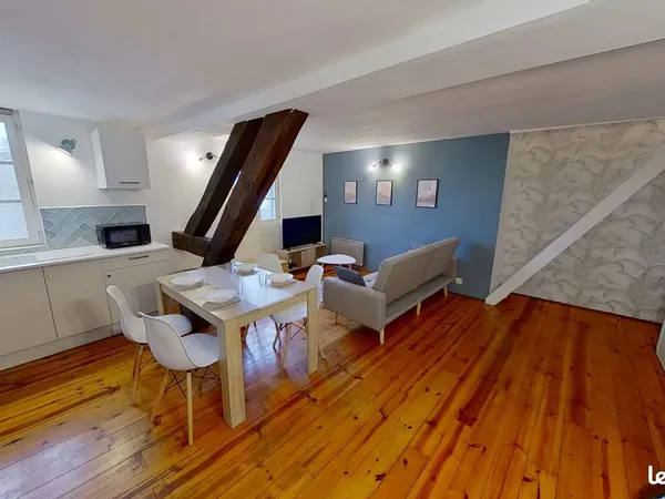 Duplex meublé 36m² - Dernier étage - Centre-ville Troyes