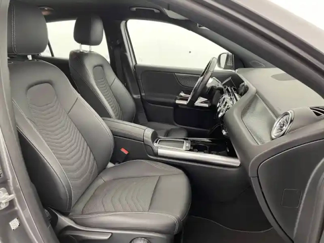 Mercedes Gla 200 d 8g-dct 4matic — photo 26
