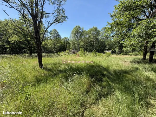 Terrain 14378 m² ussac