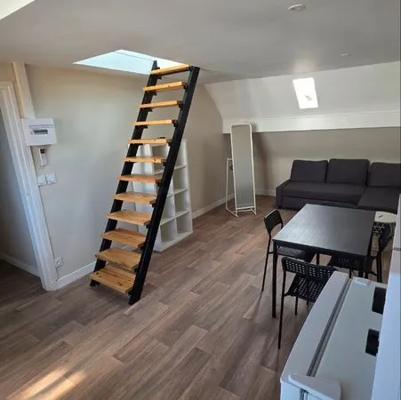 Duplex entierement renove