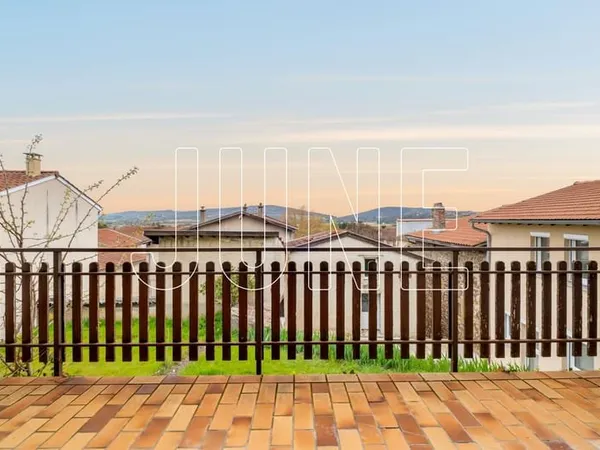 Maison plain pieds 65 m2 Communay