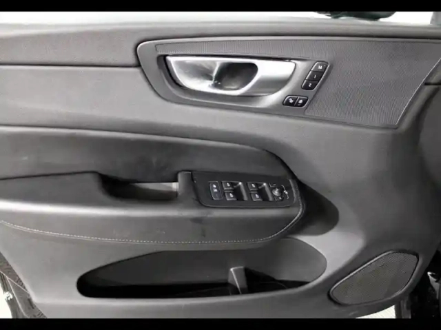Volvo Xc60 t6 hybride rechargeable 253 + 145ch plus style chrome geartronic 8 awd — photo 14