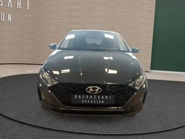 Hyundai I20 1.0 t-gdi 100 dct-7 hybrid 48v — photo 8