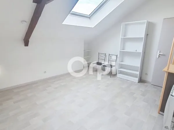 Studio 1 pièce 17 m²