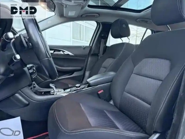 Infiniti Q30 2.2d 170ch premium tech dct7 — photo 9