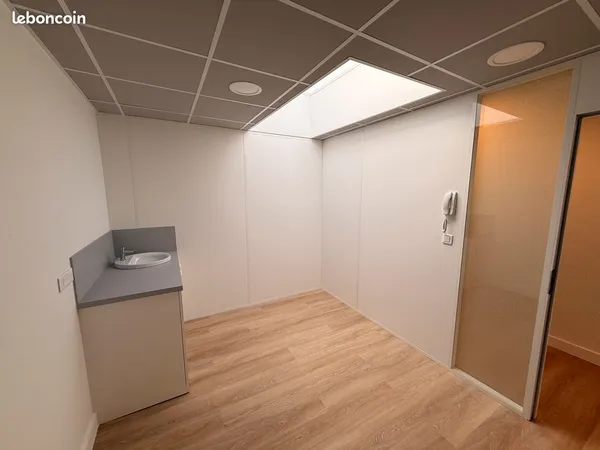 Location de cabinet médical/paramédical/bureaux à Roubaix