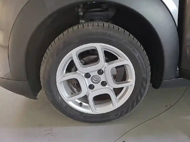 Citroën C4 cactus puretech 110 s&amp;s bvm6 — photo 6
