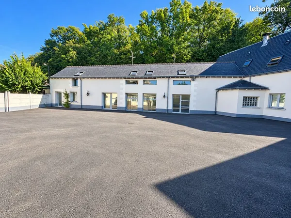 à louer - bureaux 185 m² avec parking privatif - saint-avertin (37)